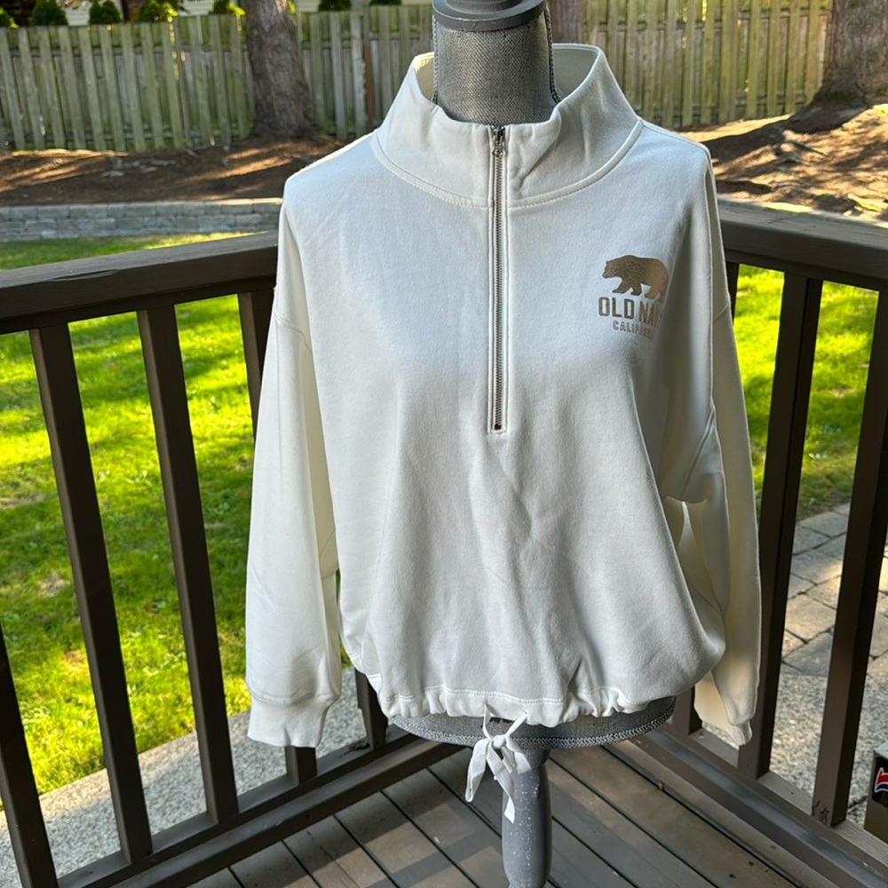 Old Navy white crop half zip pull over athleisure sweatshirt with rose gold Med.